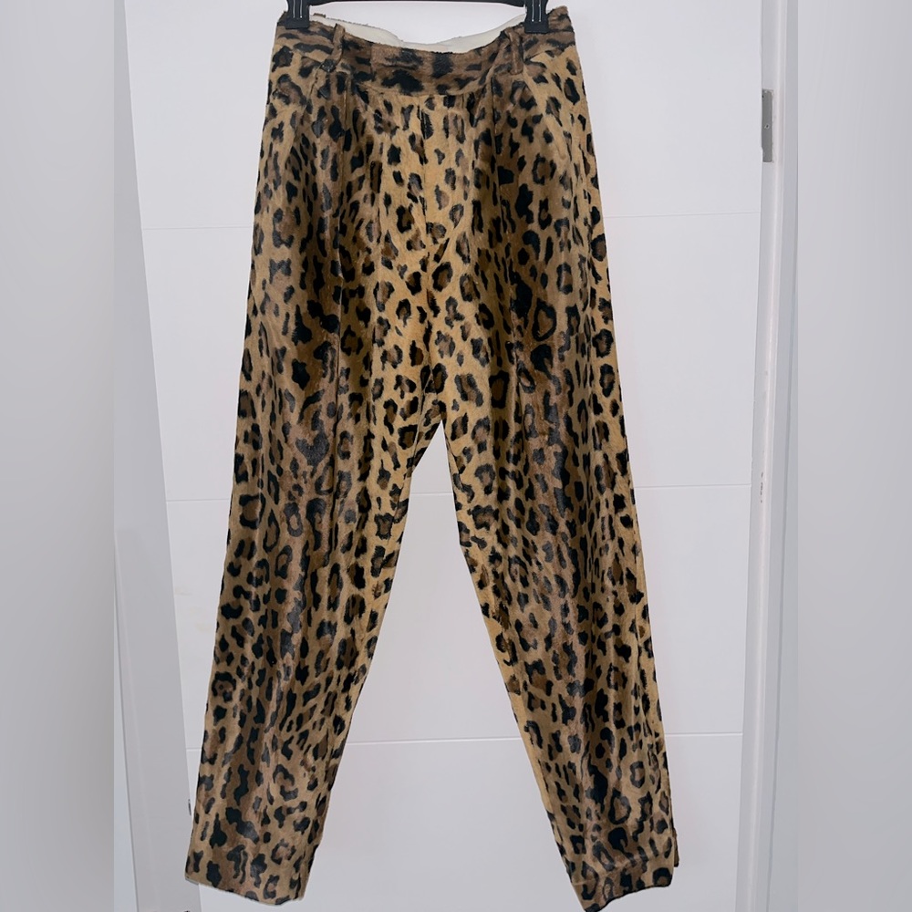 MAGDELINE LEOPARD PRINT HIGH WAIST VELVET PANTS IN MULTICOLOUR